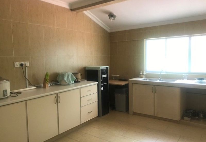 Bukit gasing, petaling jaya 