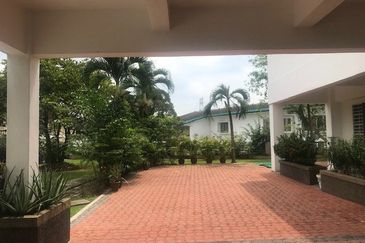 Bukit gasing, petaling jaya 