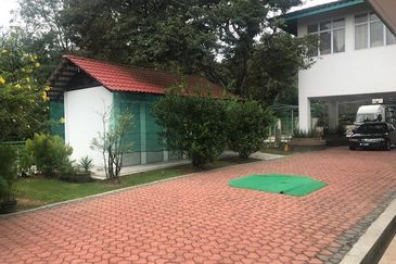 Bukit gasing, petaling jaya 