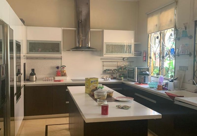 Lagenda damansara, ara damansara 