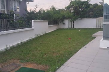 Laman & Bayu, Puchong 