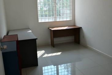 Laman & Bayu, Puchong 