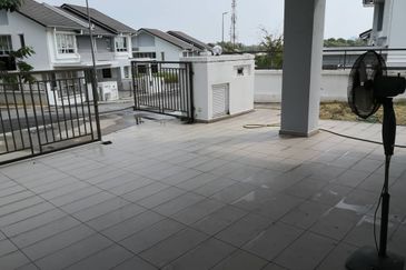 Laman & Bayu, Puchong 