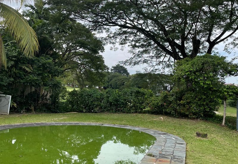 The mines, seri kembangan 