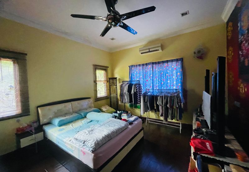 Aman suria, damansara, petaling jaya 