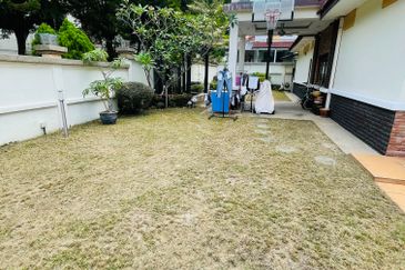 Aman suria, damansara, petaling jaya 