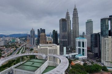 Cendana on Sultan Ismail