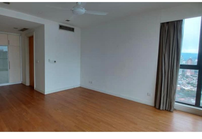 Cendana on Sultan Ismail