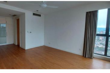 Cendana on Sultan Ismail