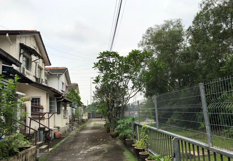 Ara damansara, petaling jaya, Selangor 