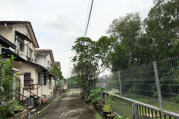 Ara damansara, petaling jaya, Selangor 