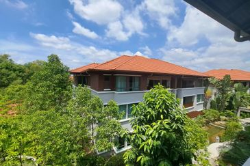 Ara Hill Condominium