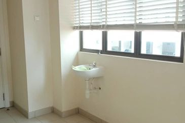 Ara Hill Condominium