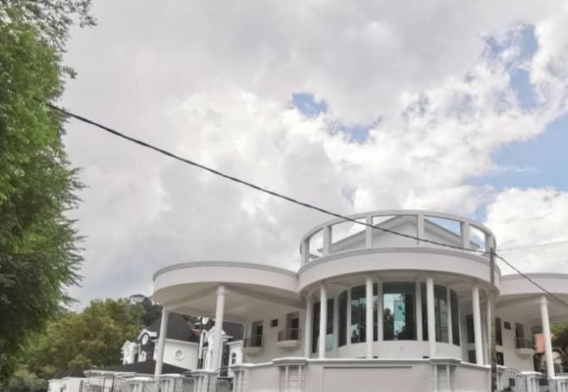 Jalan Bukit Antarabangsa 