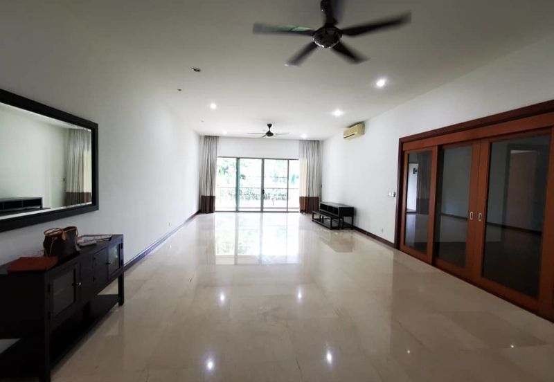 Highbank Condominium, Sri Bukit Persekutuan