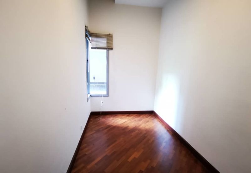 Highbank Condominium, Sri Bukit Persekutuan