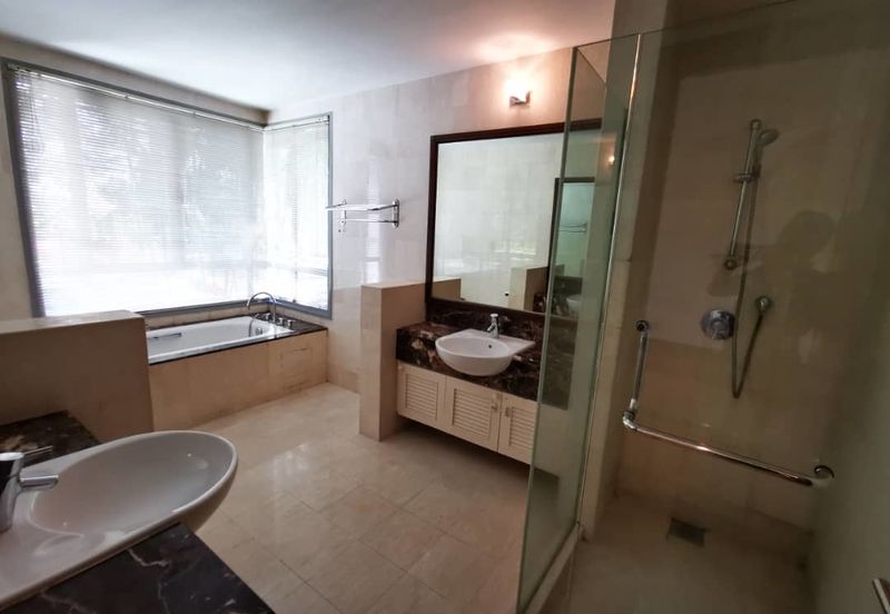 Highbank Condominium, Sri Bukit Persekutuan