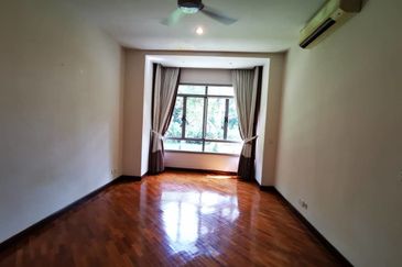 Highbank Condominium, Sri Bukit Persekutuan