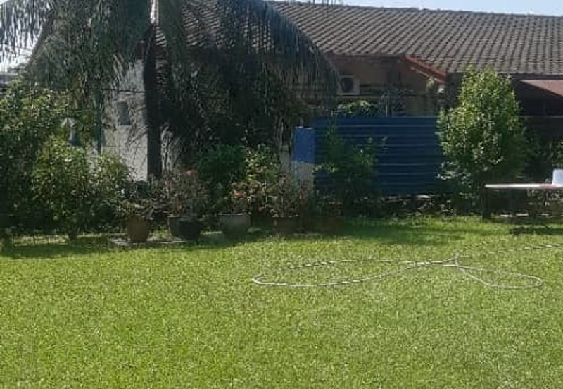 Seksyen 18, Petaling Jaya