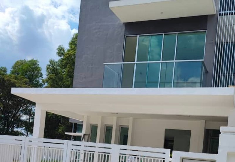 Taman Lestari Puchong