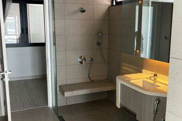 AraGreens Residences