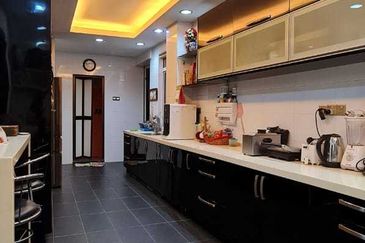 Damansara lagenda, ara damansara, petaling jaya 