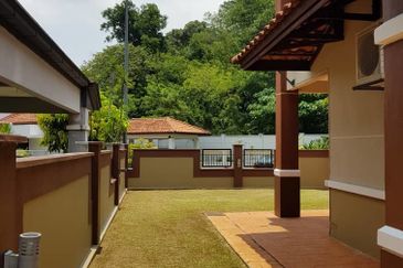 Seksyen 11, Kota Damansara