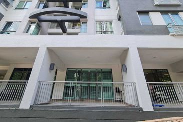 Perdana View Boutique