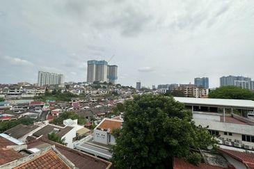 Taman Salak Selatan