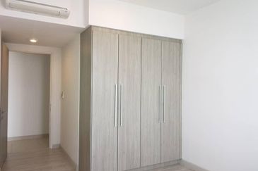 AraGreens Residences