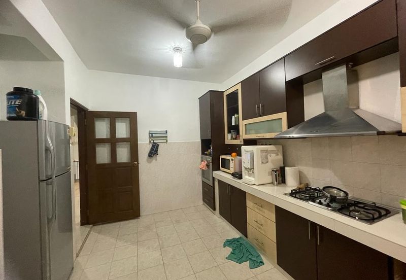 Jalan Puchong Utama 2/4