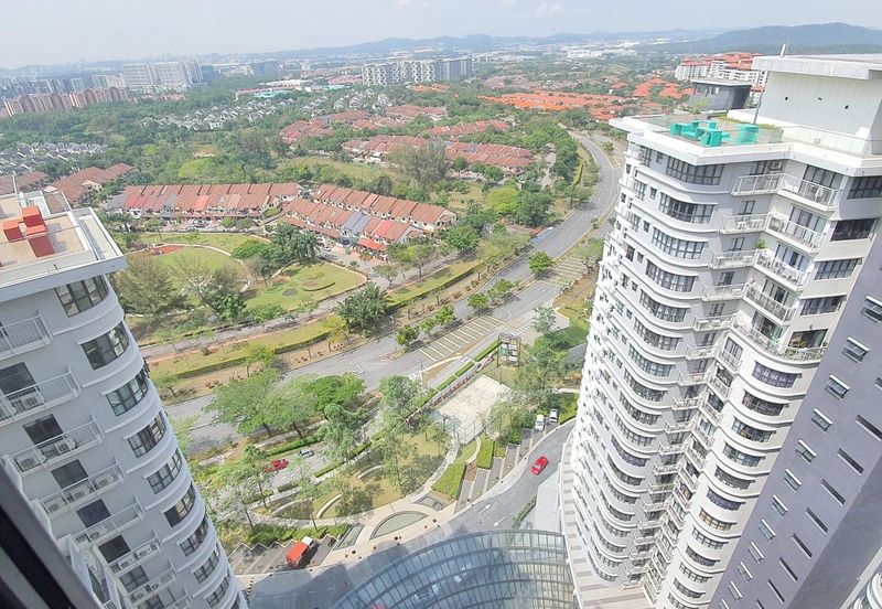 Maisson @ Platinum Apartment