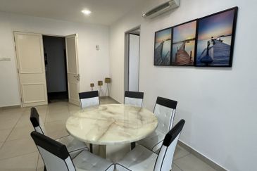 KL Gateway Premium Residence