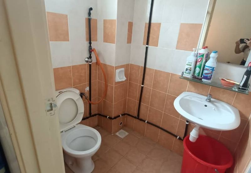 Taman Kinrara Seksyen 2