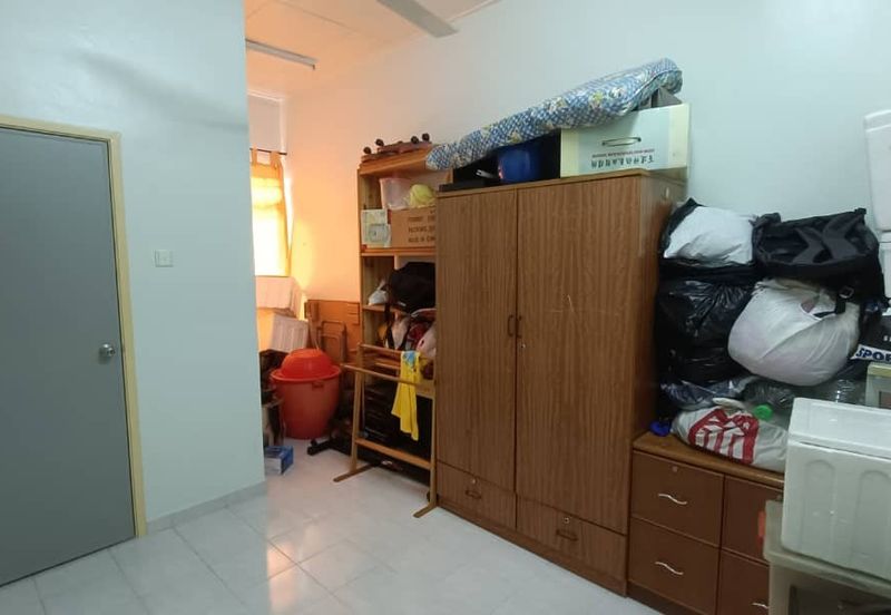 Taman Kinrara Seksyen 2