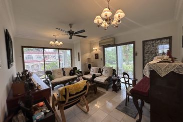 KGSAAS Golf Club, Seksyen 13