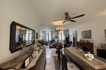 KGSAAS Golf Club, Seksyen 13