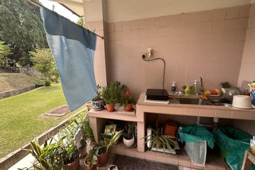 KGSAAS Golf Club, Seksyen 13