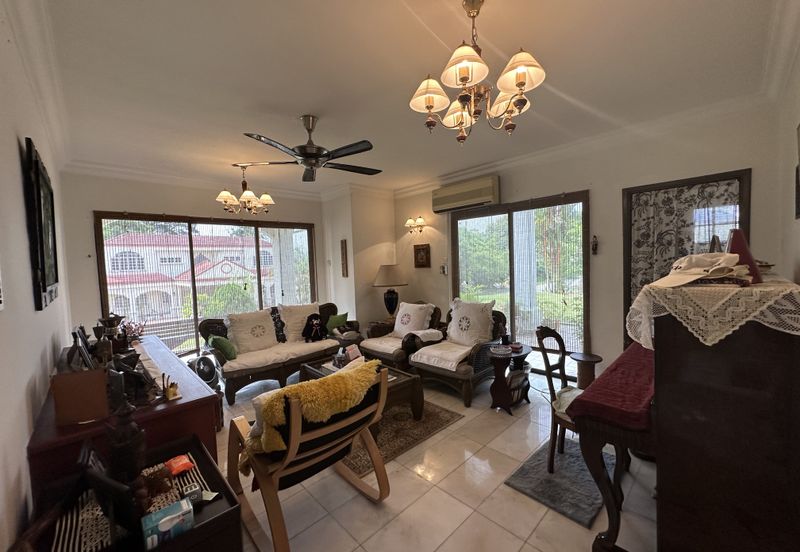 KGSAAS Golf Club, Seksyen 13