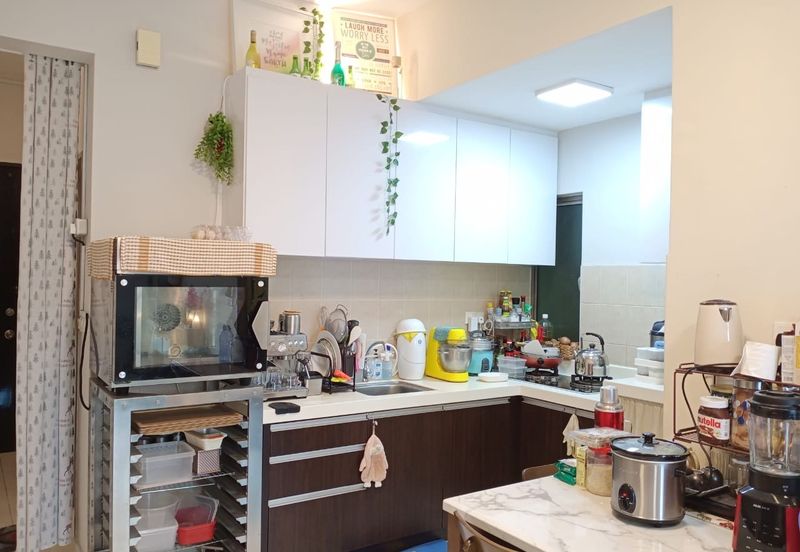 The Tropics Designer Suites