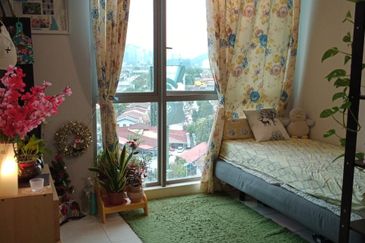 The Tropics Designer Suites