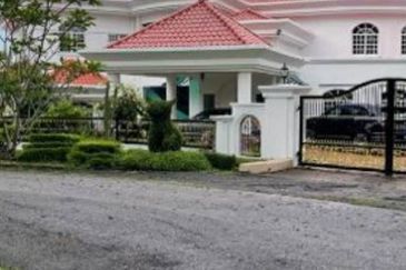 Tropicana Golf & Country Resort