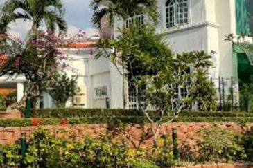 Tropicana Golf & Country Resort