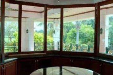 Tropicana Golf & Country Resort