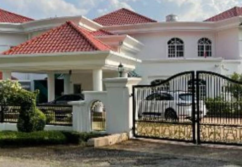 Tropicana Golf & Country Resort