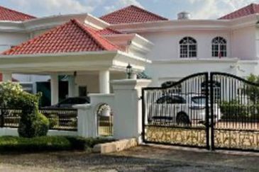 Tropicana Golf & Country Resort