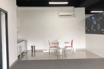 Centum @ Oasis Corporate Park