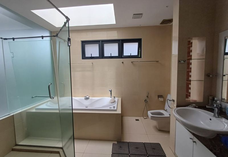 D Villa Equestrian, Kota Damansara