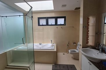 D Villa Equestrian, Kota Damansara