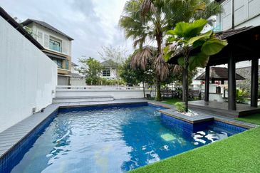 The Villa @ Serai Saujana / Villa Serai Saujana